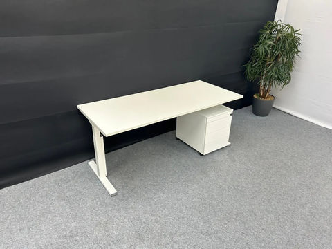 Bureau met ladenblok BENE