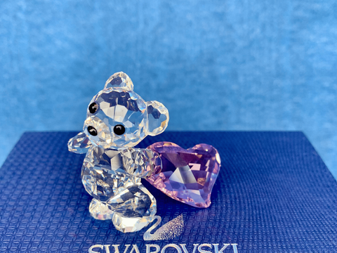 Swarovski HomeDeco Crystal Miniature Bear With Pink Heart