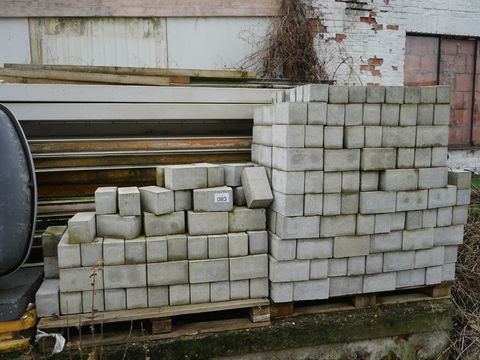 Lot klinkers beton +/-200st