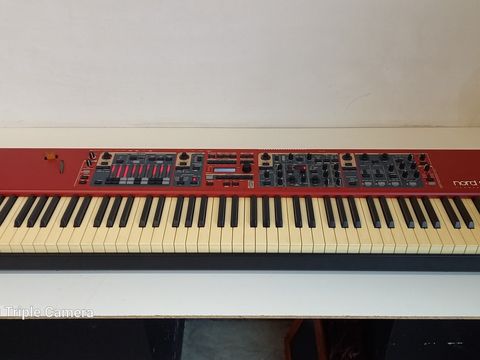 nord stage2 HA88 Synthesizer