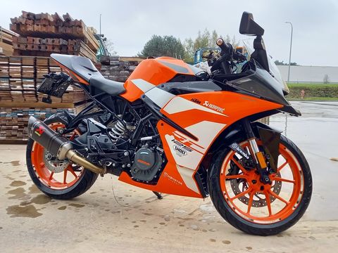 KTM RC 125 Super Moto