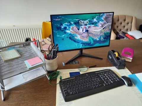 Hp Prodesk i7(9th Gen) met monitor,muis en toetsenbord