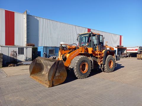 Doosan DL350 wiellader bwj.2012