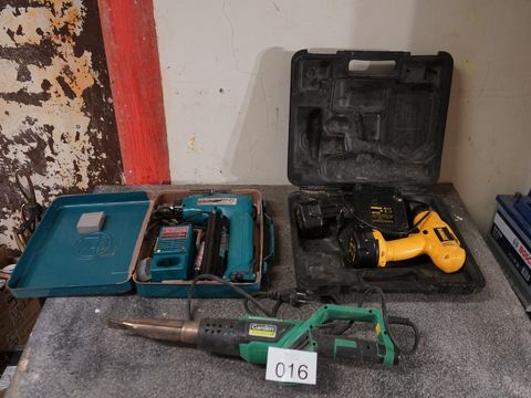 Lot met Dewalt en Makita accu schroefmachines + heteluchtpistool