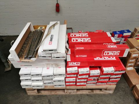 Lot Senco screws, nails and staples (see fig)