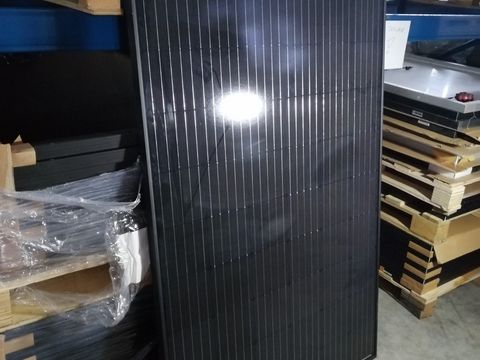 10 st.Honeywell zonnepanelen 275wp(nieuw)