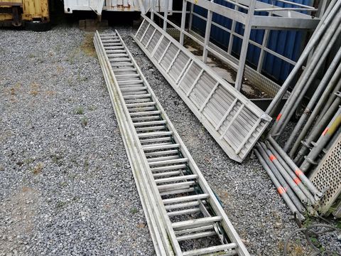 Solid 3-section rope ladder 3×24 rungs