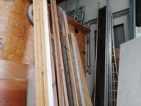 Lot hout(Osb,balken en planken)+div.pvc kliklaminaat