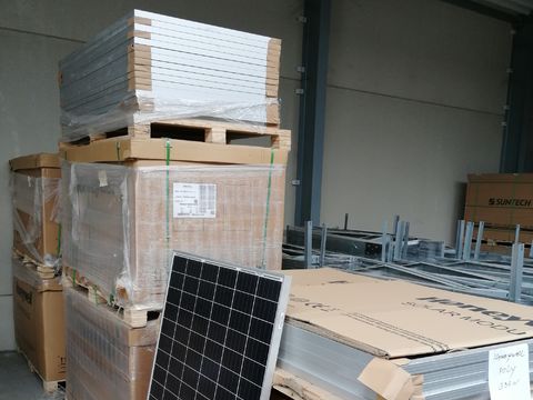 165 st. Honeywell 335w zonnepanelen