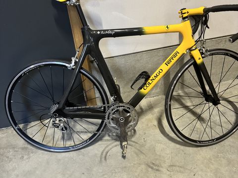 Race fiets Colnago CF3 Ferrari geel